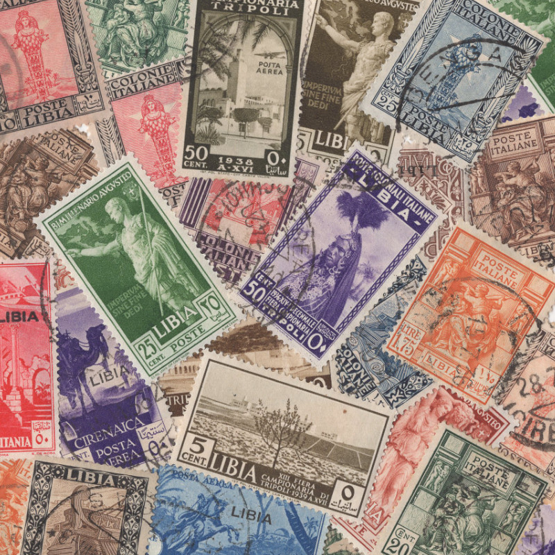 Libye italienne 25 timbres de collection tous différents.