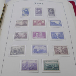 Collection timbres de France 1939-1959 neuf** en album Leuchtturm.