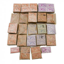 Lot de timbres de France type Merson en bottes.