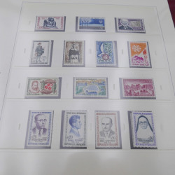 Collection timbres de France 1958-1969 neuf** complète en album Safe.