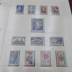 Collection timbres de France 1958-1969 neuf** complète en album Safe.