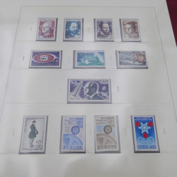 Collection timbres de France 1958-1969 neuf** complète en album Safe.