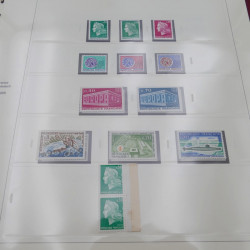 Collection timbres de France 1958-1969 neuf** complète en album Safe.