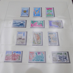 Collection timbres de France 1970-1977 neuf** complète en album Safe.