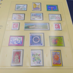 Collection timbres de France 1998-2001 neuf** complète en album Safe.