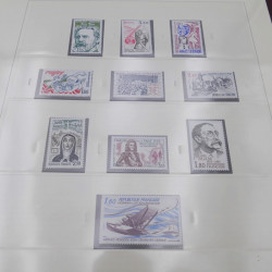 Collection timbres de France 1978-1984 neuf** complète en album Safe.