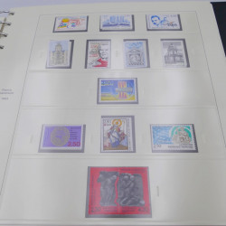 Collection timbres de France 1992-1997 neuf** complète en album Safe.