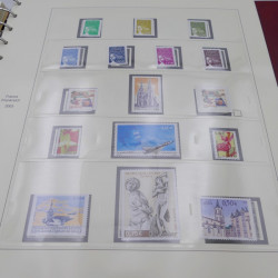 Collection timbres de France 2002-2004 neuf** complète en album Safe.