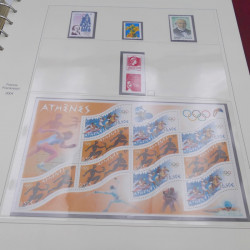 Collection timbres de France 2002-2004 neuf** complète en album Safe.