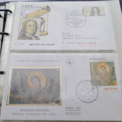 Vrac de timbres de France et monde en un carton.