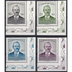 Luxembourg timbres N°449-452 série Caritas cdf neuf**.