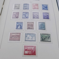 Collection timbres d'Autriche neuf** 1945-1973 en album Leuchtturm.