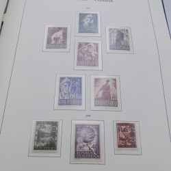 Collection timbres d'Autriche neuf** 1945-1973 en album Leuchtturm.