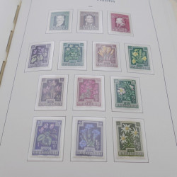 Collection timbres d'Autriche neuf** 1945-1973 en album Leuchtturm.