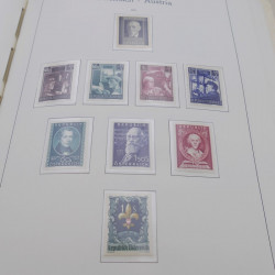 Collection timbres d'Autriche neuf** 1945-1973 en album Leuchtturm.