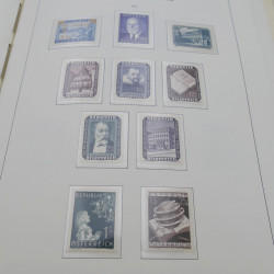 Collection timbres d'Autriche neuf** 1945-1973 en album Leuchtturm.