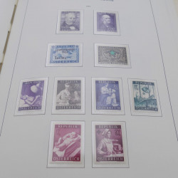 Collection timbres d'Autriche neuf** 1945-1973 en album Leuchtturm.