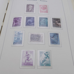 Collection timbres d'Autriche neuf** 1945-1973 en album Leuchtturm.