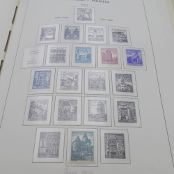 Collection timbres d'Autriche neuf** 1945-1973 en album Leuchtturm.