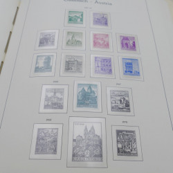 Collection timbres d'Autriche neuf** 1945-1973 en album Leuchtturm.