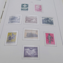 Collection timbres d'Autriche neuf** 1945-1973 en album Leuchtturm.