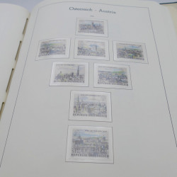 Collection timbres d'Autriche neuf** 1945-1973 en album Leuchtturm.