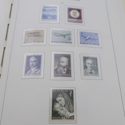 Collection timbres d'Autriche neuf** 1945-1973 en album Leuchtturm.