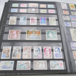 Collection timbres de France 1967-1983 neuf** en un album.