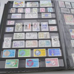 Collection timbres de France 1967-1983 neuf** en un album.