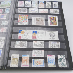 Collection timbres de France 1967-1983 neuf** en un album.