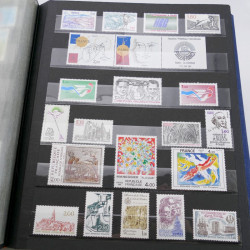 Collection timbres de France 1979-1987 neuf** en un album.