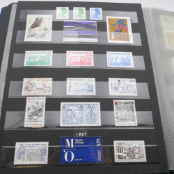 Collection timbres de France 1979-1987 neuf** en un album.