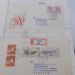 Vrac de timbres du monde neufs et oblitérés en un carton.