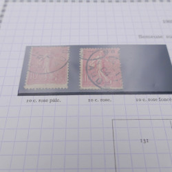 Vrac de timbres du monde neufs et oblitérés en un carton.