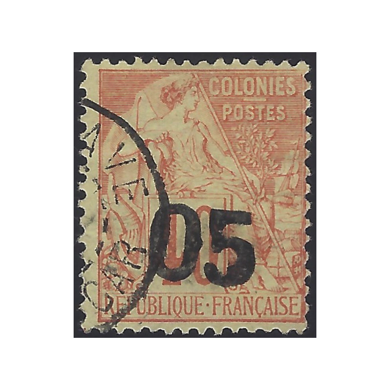 Madagascar timbre N°4 oblitéré.