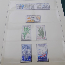 Collection timbres de T.A.A.F. 1948-2003 complet neuf** en 2 albums.