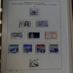 Collection timbres d'Allemagne R.F.A. 1975-1993 oblitérés en album Schaubek.