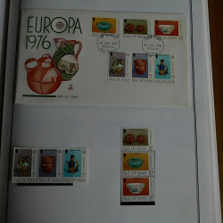 Collection historique des timbres Europa 1976-1979 en album Cérès.