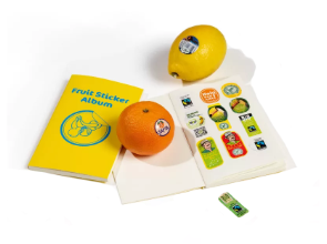 Collectionnez les vignettes de fruits avec album Fruit Sticker.