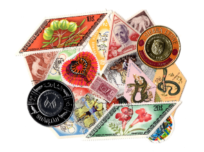 Pochettes de timbres thématiques insolites sélectionnées avec soin pour compléter votre collection.